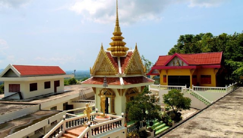 Wat Khao Din